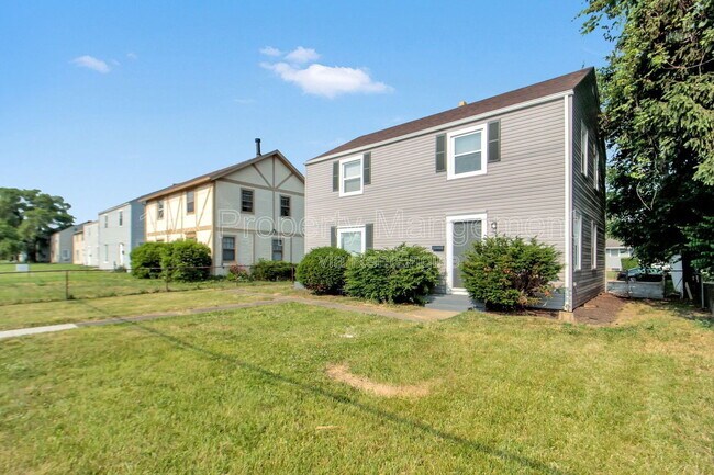 Photo - 1045 S James Rd