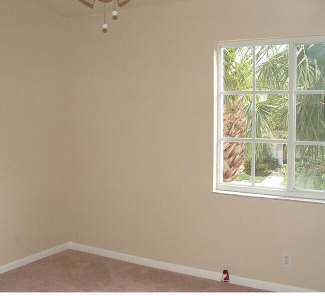 Photo - 5079 Palmbrooke Cir Unit 5079
