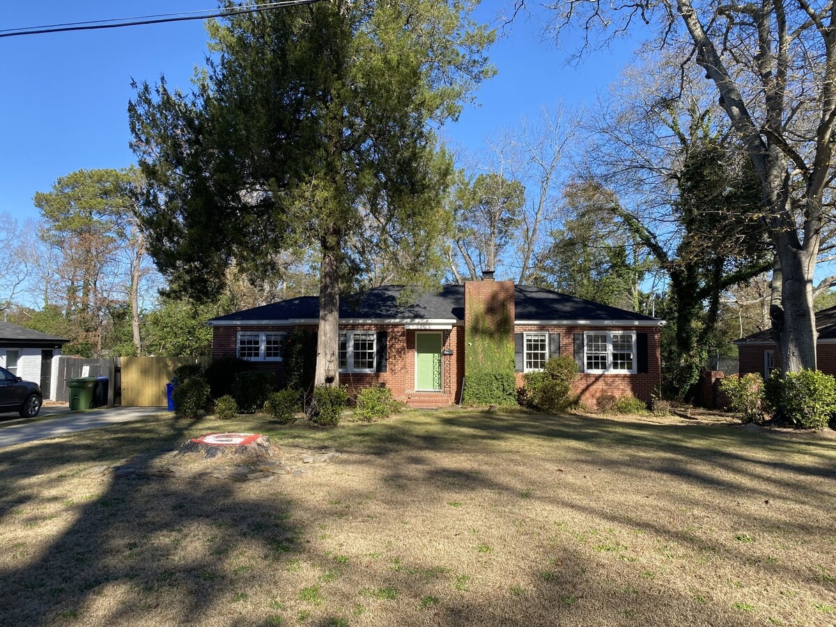 Photo - 2415 52nd St