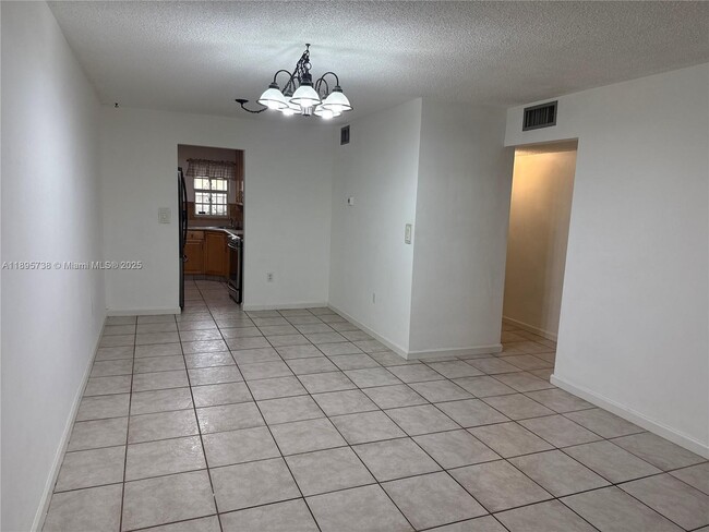 Photo - 4315 SW 69th Ave