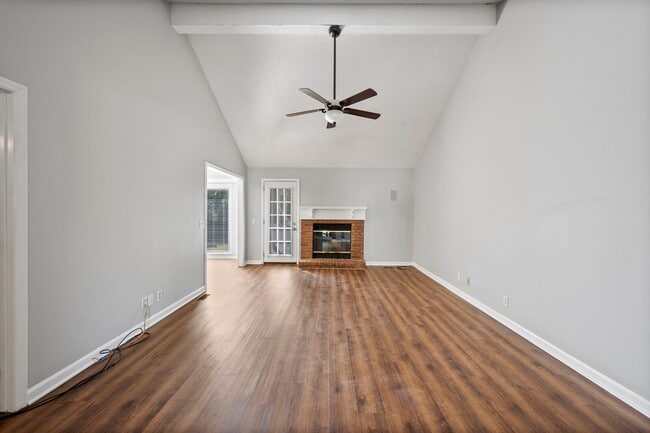 Photo - 1503 Stone Hill Rd