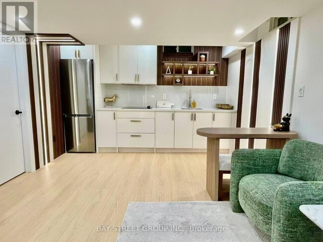 Photo - 160 William Booth Ave