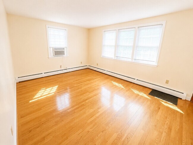 7 Ridge St