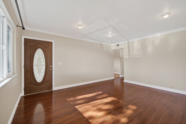 Photo - 248 N Park Victoria Dr