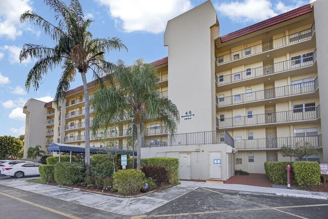 Photo - 3590 Via Poinciana Unit 202