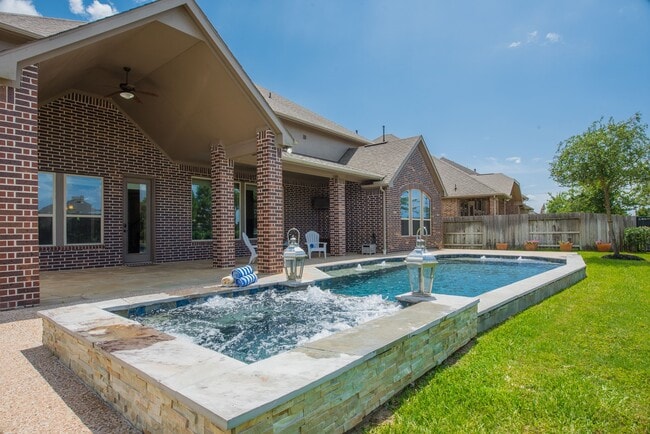 Building Photo - 28022 Bandera Glen Ln