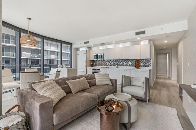 Photo - 55 SW 9th St Unit 4001