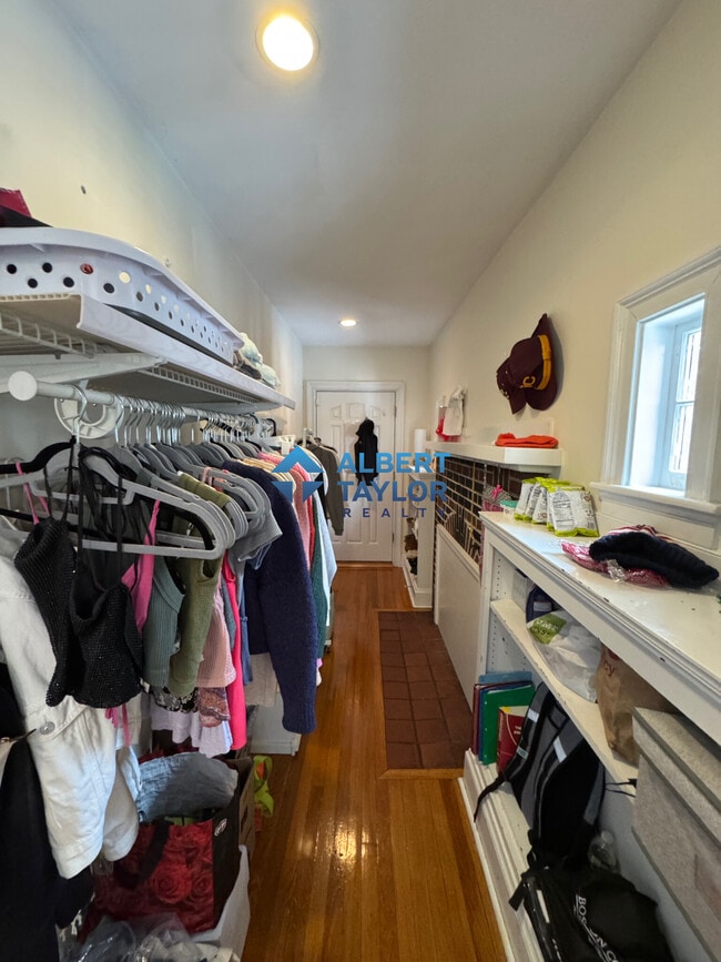 Photo - 44 Greycliff Rd Unit 1