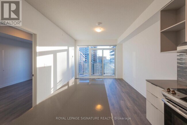 Photo - 2520 Eglinton Ave W Unit 1502