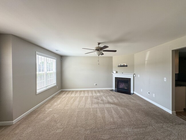 Photo - 3 Bed 2.5 Bath Home with Spacious Fenced Backyard