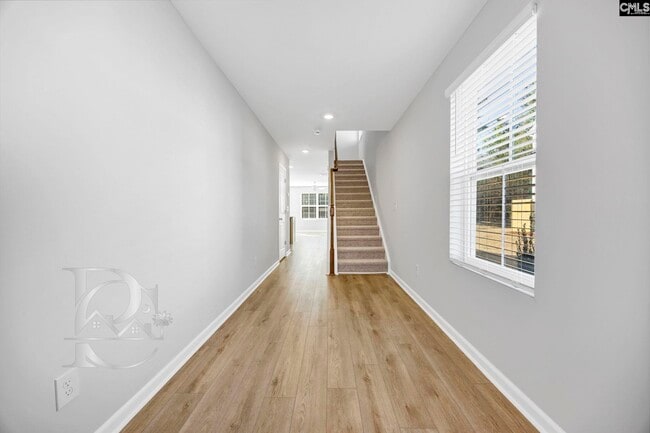 Photo - 419 Nutsedge Ct