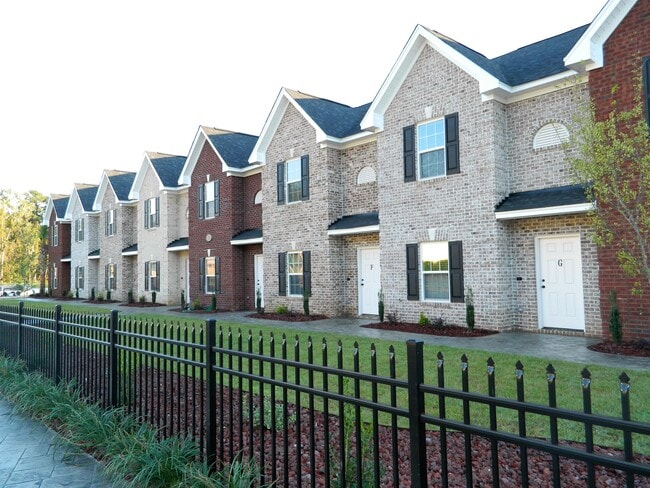 Building Photo - 1188 Waxwing Dr Rental