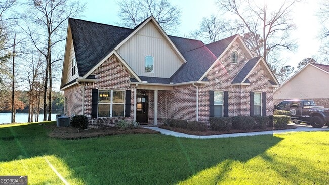 Photo - 326 Willow Cove