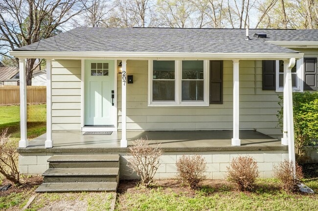 Photo - Three Bedroom Home!