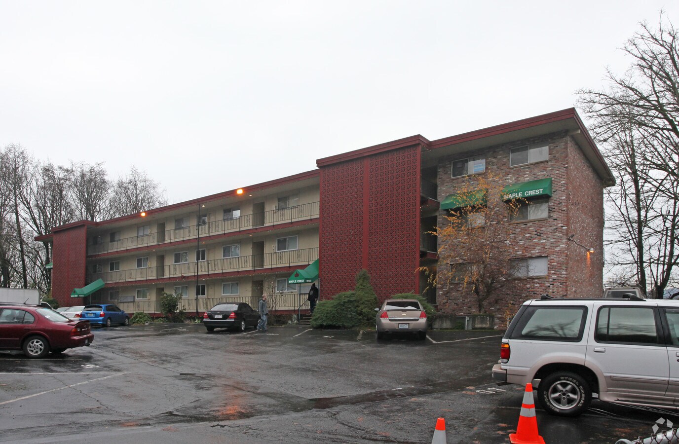 Maple Crest Apartments - Maple Crest Apartments