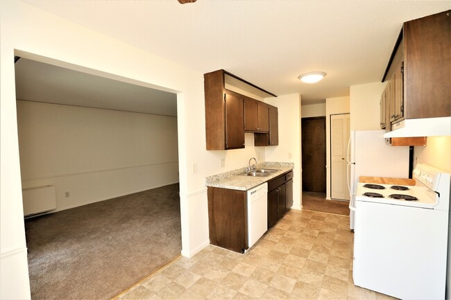 Kitchen/Dining
