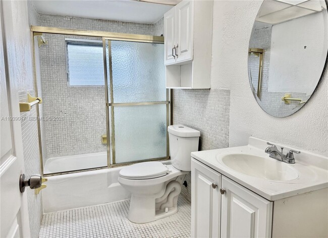 Photo - 1855 NE 121st St Unit 6