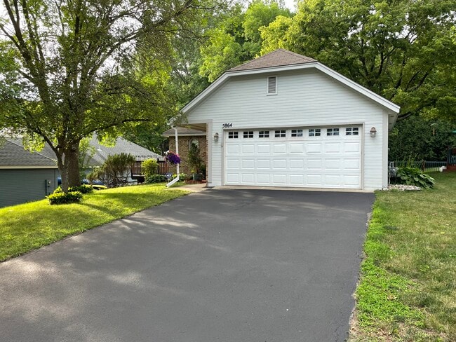 Photo - 5864 Red Cherry Ln