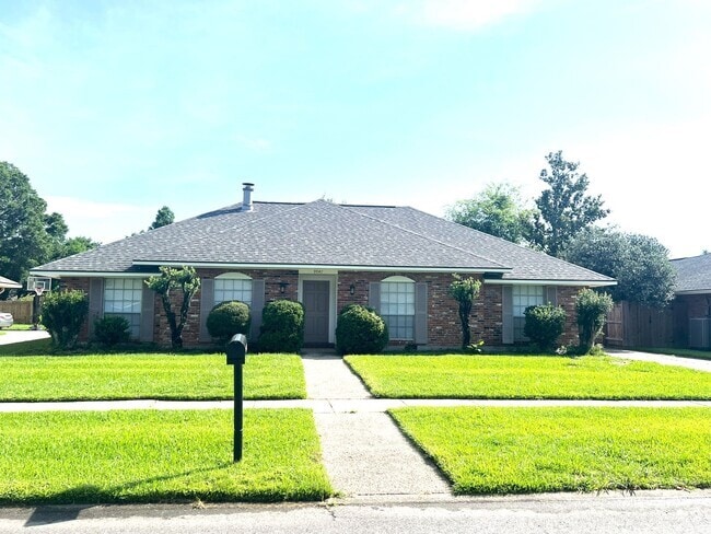 Building Photo - Jefferson Terrace Rental