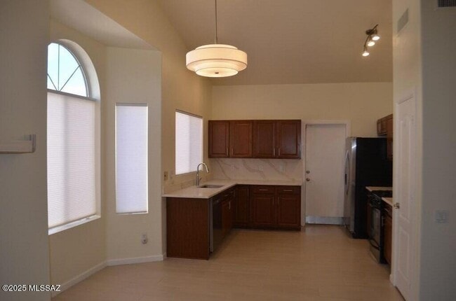 Photo - 942 S Suncove Dr