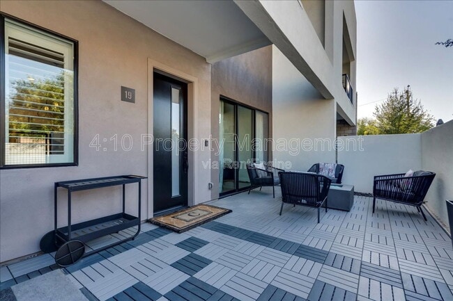 Photo - 1111 E Missouri Ave