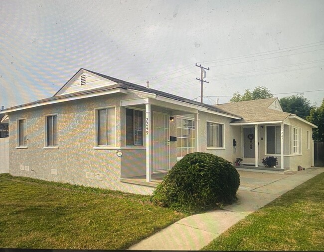 2249 Granada Ave Unit 2251 Granada Avenue