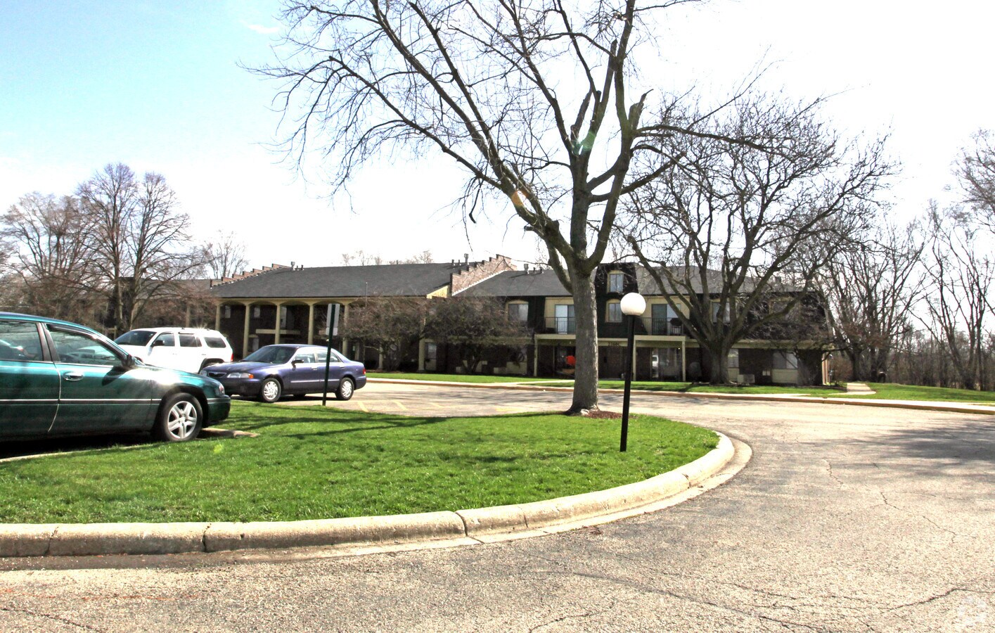 Building - Holly Ridge Apartments