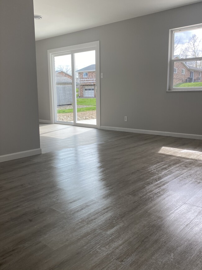 Photo - 103 lasalle st