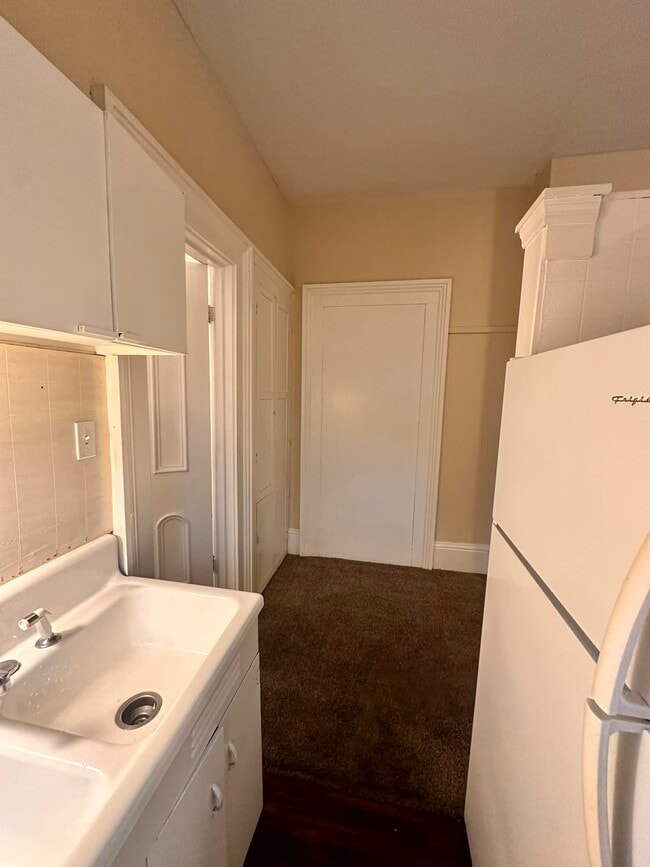 Photo - 1016 Haskell Ave Unit #1