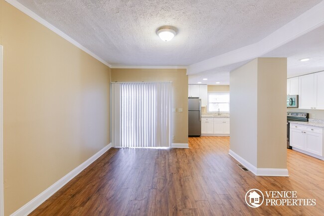 Photo - 2153 Indiana Ave