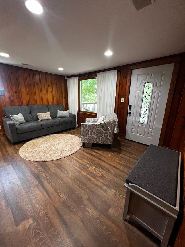 Photo - 8655 Coopertown Rd