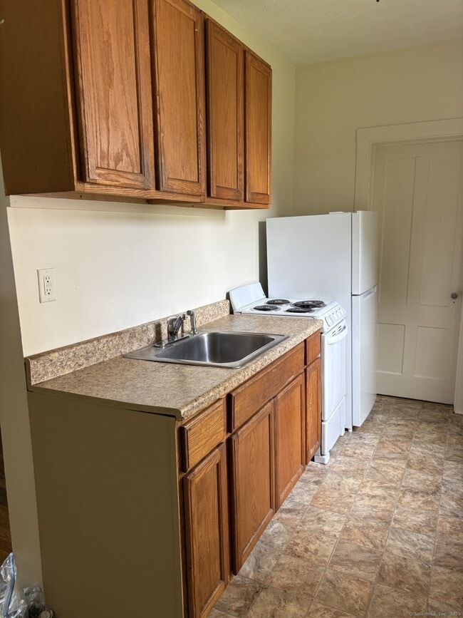 Photo - 22 Dr Aaron B Samuels Blvd Unit 2