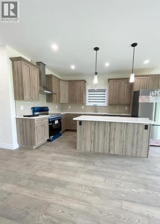 Photo - 68 Victoria Ave