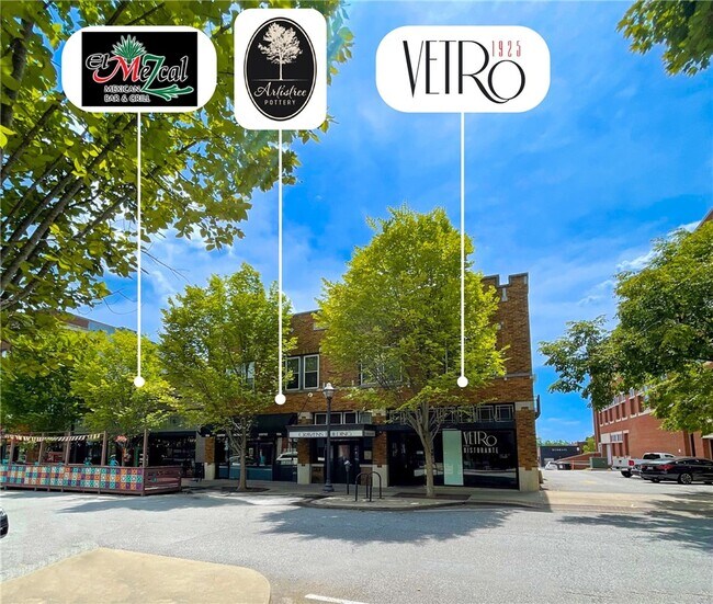 Photo - 21 E Center St