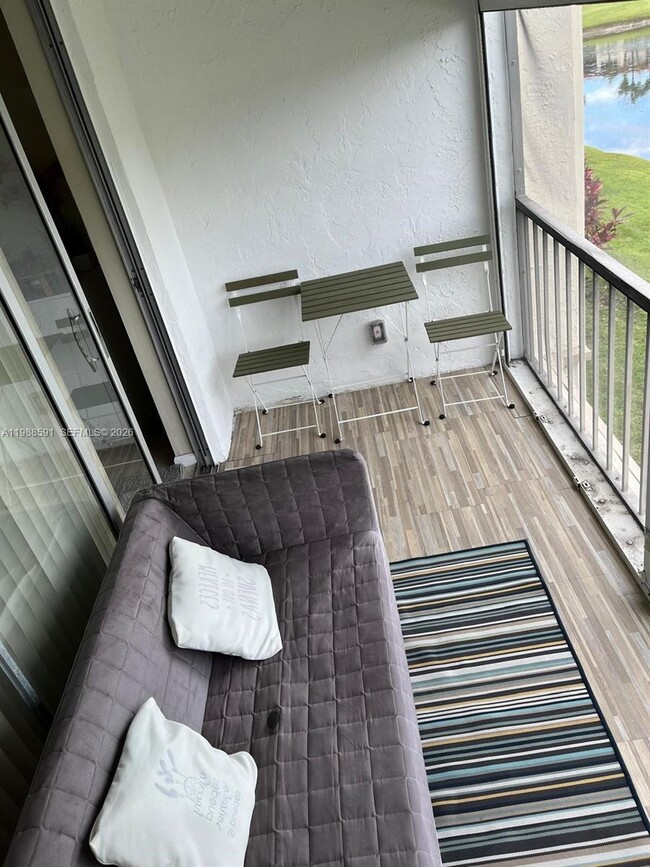 Photo - 361 S Hollybrook Dr Unit 206