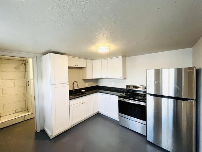 Photo - 1401 S W Temple St Condo