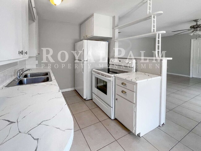 Building Photo - 9861 Orange River Blvd