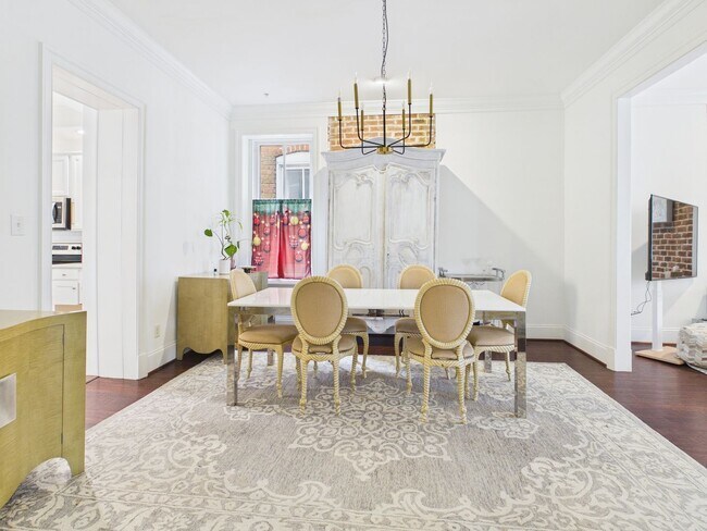 Photo - 2235 Venable St