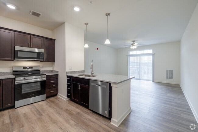 2BR, 2BA - 1,128SF - Kitchen