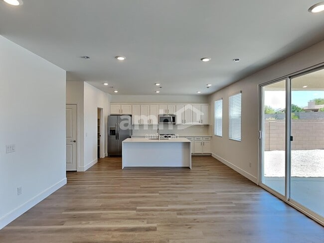 Photo - 9524 Harkes Dr