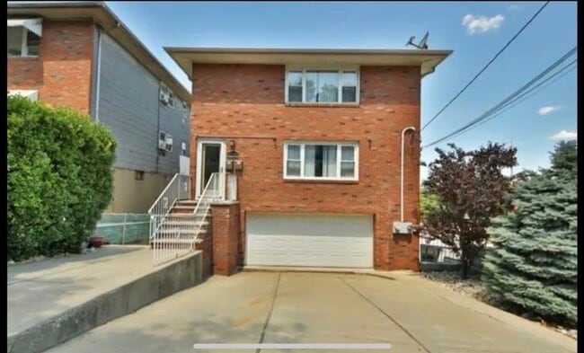 Photo - 8509 Liberty Ave Unit 2