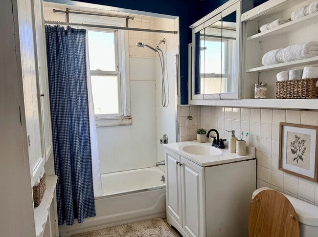 Photo - 13-15 Timothy Ave. Unit 3 Unit 3