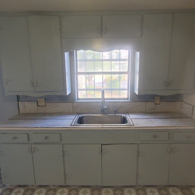 Photo - 1705 Brownfield Rd