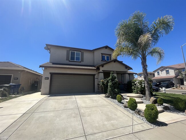 4 br, 3 bath House - 7455 Bedford Park Way - 4 br, 3 bath House - 7455 Bedford Park Way