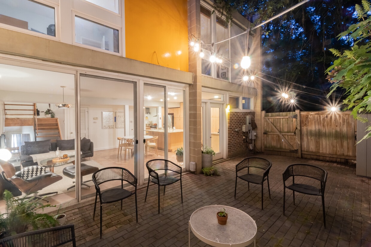 Photo - 11506 Hickory Cluster (Reston, VA)