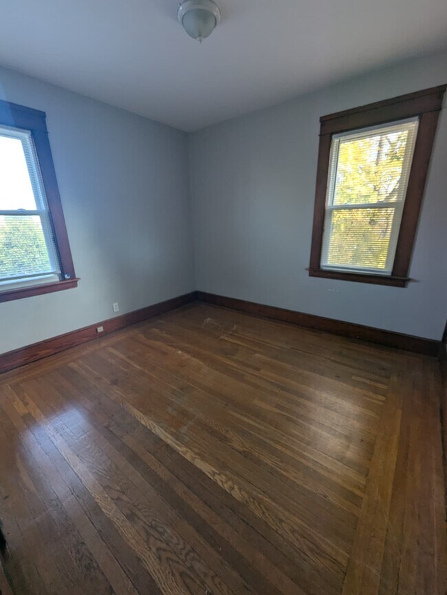 Photo - 139 Beacon Ave Unidad 2