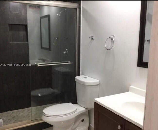 Photo - 6950 Miami Gardens Dr Unit 2-211