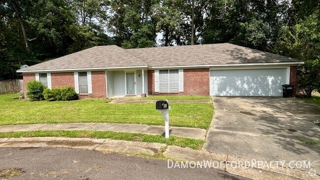 Building Photo - 121 Stockton Dr Rental