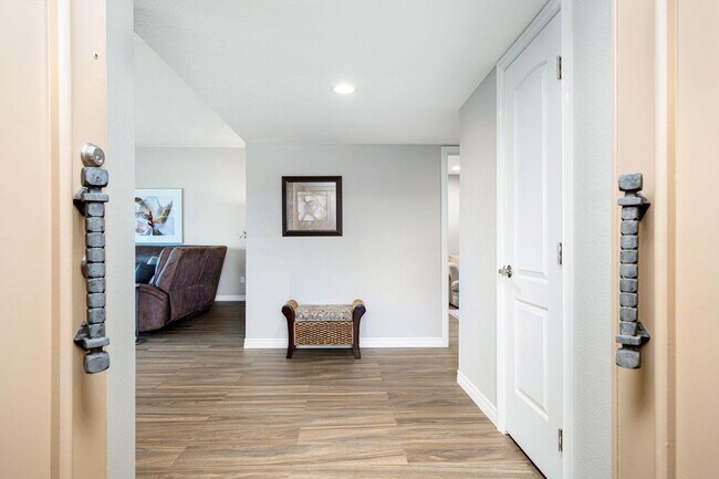 Photo - 187 Torremolinos Dr