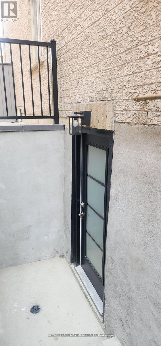 Photo - 19 Maple Forest Dr